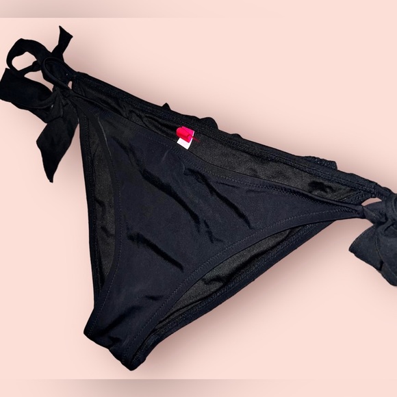 *RARE* Black Victoria’s Secret (Crochet/Ruffle) Detailed Cheeky Swimsuit Bikini - Picture 13 of 15
